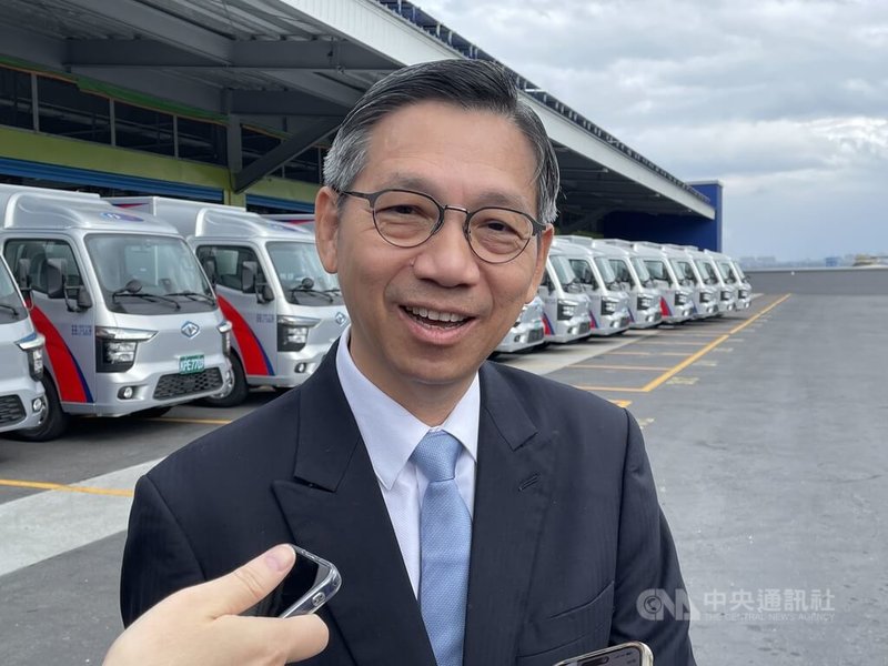 士林電機總經理郭約瑟（圖）18日表示，2026年業績成長可期，看好北美及台灣市場人工智慧（AI）資料中心重電應用，積極擴產因應。 中央社記者鍾榮峰攝　114年12月18日