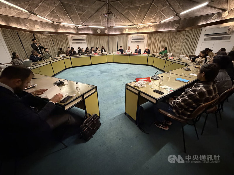 今年是台灣與印度互設代表處的30週年，駐印度代表處與印度智庫為此合辦研討會，與會者多認為雙方關係穩步前行，且未來仍有很大的深化潛力。中央社記者李晉緯新德里攝　114年12月19日
