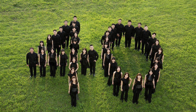 朱宗慶打擊樂團將邁入40週年，18日公布2026年度計畫，包括40週年音樂會「X：面對世界的力量」、「台灣國際打擊樂節」、擊樂劇場「六部曲」等節目，朝「朱團2.0」目標前進，為台灣打擊樂界持續蓄積展演潛能。（劉振祥攝，朱宗慶打擊樂團提供）中央社記者邱祖胤傳真　114年12月19日