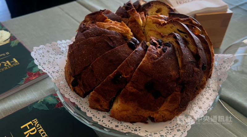 耶誕麵包的靈魂是「天然活酵母」，創立於1932年的義大利Fraccaro老店，標榜仍沿襲使用1932年以來同樣的酵母種。中央社記者黃雅詩威內托自由堡攝　114年12月23日