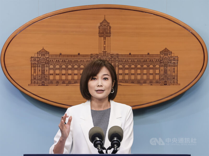 總統府發言人郭雅慧（圖）23日表示，在交通關鍵基礎設施的全社會防衛韌性與實地演習，未來情境設定會將暴力攻擊列入其中。（中央社檔案照片）