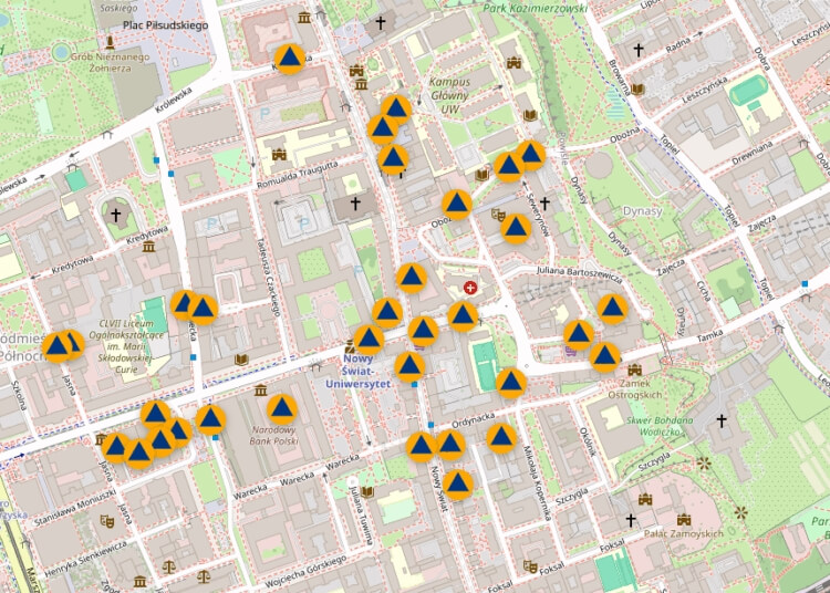 圖為波蘭「該躲在哪裡」（Where to hide）網站互動地圖，旨在協助民眾在遭遇戰爭或災害等緊急狀況時，迅速定位並尋獲最近避難設施。（圖取自波蘭消防局網頁remiza.pl）