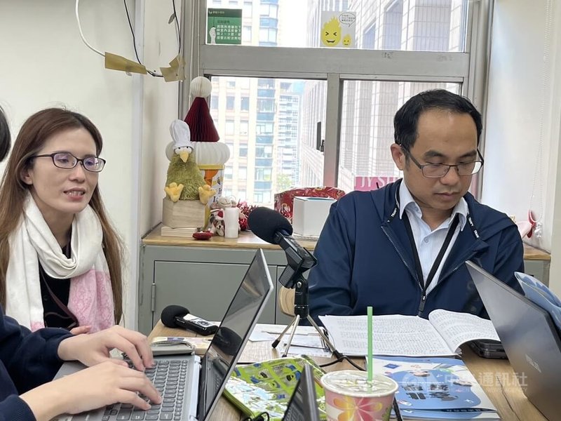 114年底將屆，台北市教育局24日彙整近3年施政進行說明，並指出115年度北市挹注教育預算將達新台幣694億元。中央社記者楊淑閔攝　114年12月24日