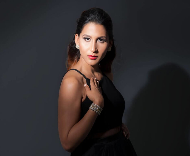 NSO國家交響樂團邀請多明尼加索貝拉諾獎得主女高音娜塔莉．佩尼亞-科馬斯（Nathalie Peña-Comas）（圖）訪台，以充滿節慶氣息的經典樂音，陪伴樂迷共度2025歲末、迎接2026新年。（NSO提供）中央社記者趙靜瑜傳真  114年12月24日