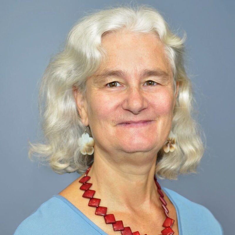 朱麗亞（Julia G. Bentley）擔任加拿大外交官期間曾派駐中國和台灣。她認為，在當今中國控管學術和言論自由下，要認識中國可以從台灣著手。（加拿大亞太基金會提供）中央社記者程愛芬溫哥華傳真　114年12月28日