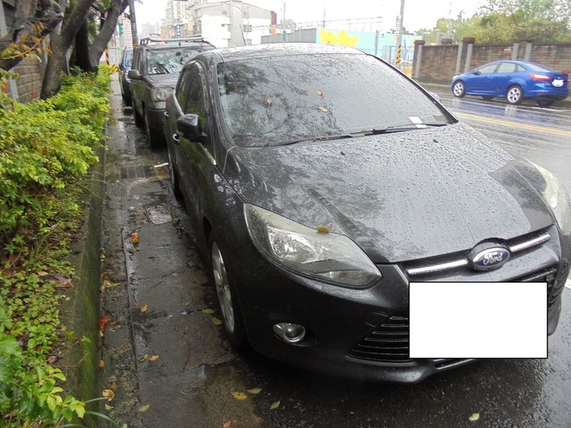 法務部行政執行署桃園分署將於115年1月6日舉辦聯合拍賣會，標的包括「韓虎嘯」餐飲集團系列商標，以及其他案件的車輛、土地等，部分車輛附有車鑰匙，買到即可開回家。（桃園分署提供）中央社記者葉臻傳真　114年12月30日