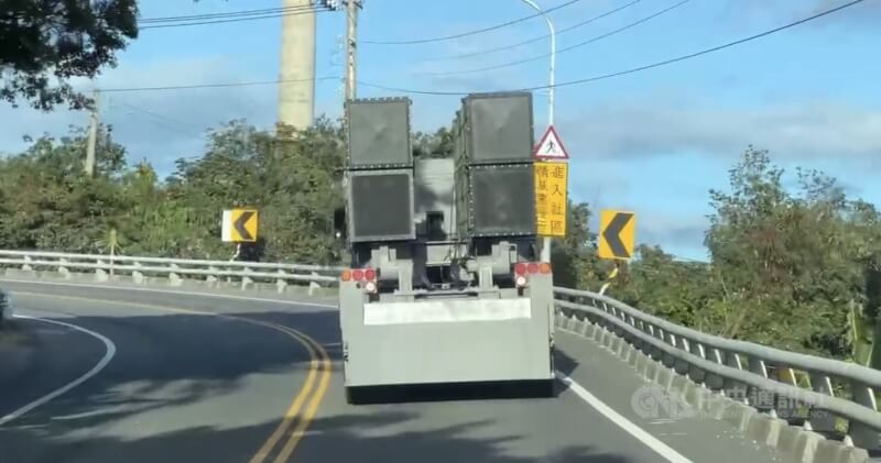 中共軍方無預警宣布展開「正義使命-2025」聯合演習。因應情勢變化，駐守花蓮的海鋒大隊29日隨即南下，直奔台東縣強化海岸防衛，30日持續駐守。中央社記者盧太城攝　114年12月30日