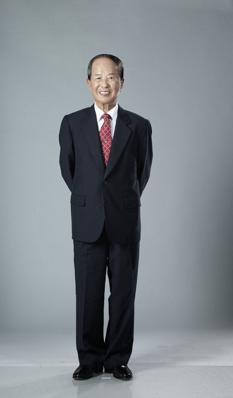 全球最大潛水衣製造商「薛長興集團」創辦人薛丕拱（圖）30日在宜蘭家中辭世，享耆壽97歲，消息傳出令地方深感不捨。（薛長興集團提供）中央社記者沈如峰傳真　114年12月30日