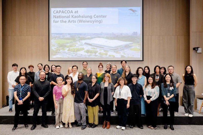 加拿大表演藝術協會訪問團2025年10月訪台，期間與衛武營團隊交流，就未來藝術家駐地、國際展演合作、跨域創作連結等進行多方探索。（加拿大表演藝術協會提供）中央社記者程愛芬溫哥華傳真　115年1月1日