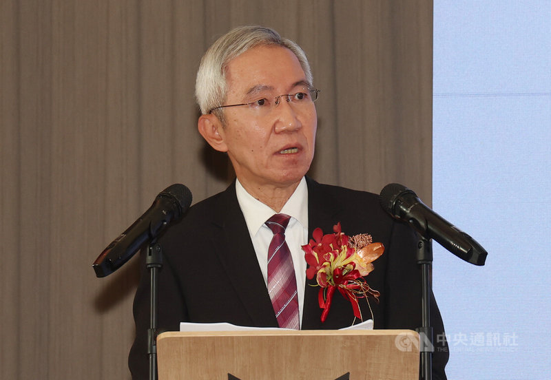 新光人壽、台新人壽正式合併，以台新人壽為存續公司但更名新光人壽，2日下午舉行慶祝茶會，會中並由新壽業務通路總處執行長劉信成（圖）介紹合併後的新活動方案。中央社記者張新偉攝　115年1月2日