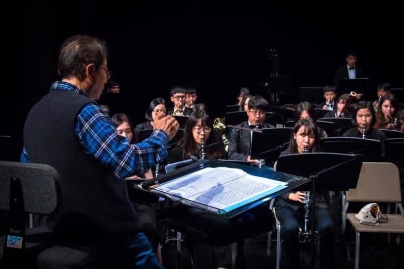 台灣師範大學2日發布新聞稿，管樂隊寒假巡迴公演今年邁入50週年，將首度前往澎湖縣演出。圖為第49屆寒假巡迴演出畫面。（台師大提供）中央社記者陳至中台北傳真　115年1月2日