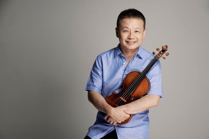 台北愛樂少年樂團成立邁入20週年，將推出「淬鍊夜之樂」音樂會，邀請旅美小提琴名家曾耿元（圖）以「領奏」形式與樂團合作，傳承緊密的音樂對話。（台北愛樂文教基金會提供）  中央社記者趙靜瑜傳真  115年1月3日