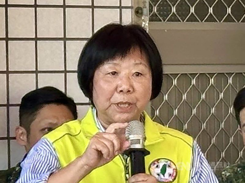 民進黨籍前彰化縣議員江熊一楓捲入助理費案遭調查，彰化地方檢察署5日表示，檢察官認其涉嫌重大，且有勾串、滅證之虞，114年12月24日聲押禁見獲准。圖為江熊一楓114年12月出席活動。中央社記者鄭維真攝　115年1月5日