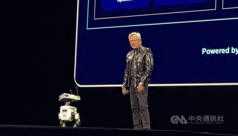 黃仁勳CES宣布實體AI的ChatGPT時刻已經到來。中央社記者張欣瑜拉斯維加斯攝　115年1月6日