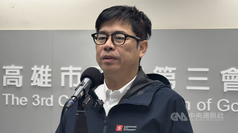 中央政府總預算案尚未進入立法院審議階段，高雄市長陳其邁6日接受媒體聯訪表示，希望立法院能以蒼生為念，高抬貴手儘速審查預算。中央社記者蔡孟妤攝　115年1月6日