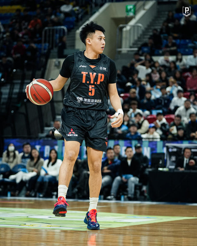 台灣職籃P.LEAGUE+桃園璞園領航猿6日作客台北富邦勇士主場，靠著全隊6人得分達雙位數打出團體戰，終場以118比97大勝對手，其中替補的陳將双（圖）全場14分、第2節單節8分，表現出色。（領航猿提供）中央社記者黎建忠傳真　115年1月6日
