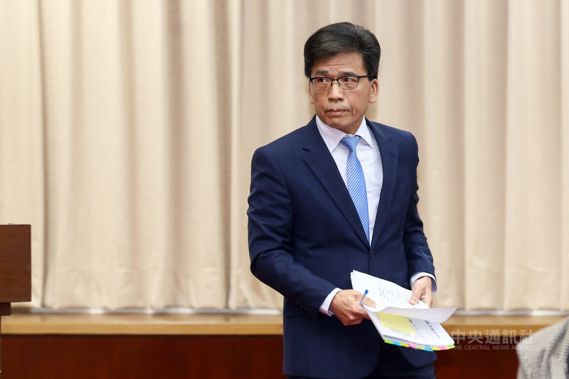 立法院財政委員會7日邀金管會主委彭金隆（圖）等人進行專題報告並備詢，有立委關注台股上3萬點，僅靠台積電拉抬，市場結構失衡，對此彭金隆表示，金管會持續針對未來狀況做準備。中央社記者王騰毅攝  115年1月7日