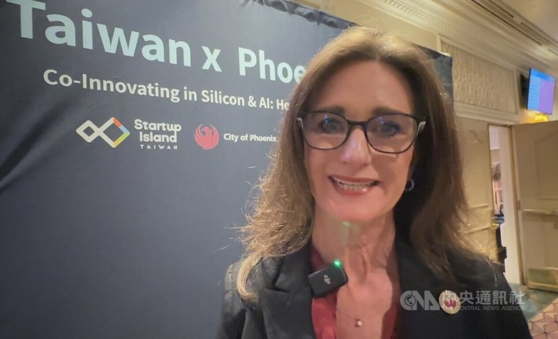 鳳凰城副市長歐布萊恩6日率團在美國消費性電子展（CES）舉辦商務媒合，邀台灣新創參加。中央社記者張欣瑜拉斯維加斯攝　115年1月7日