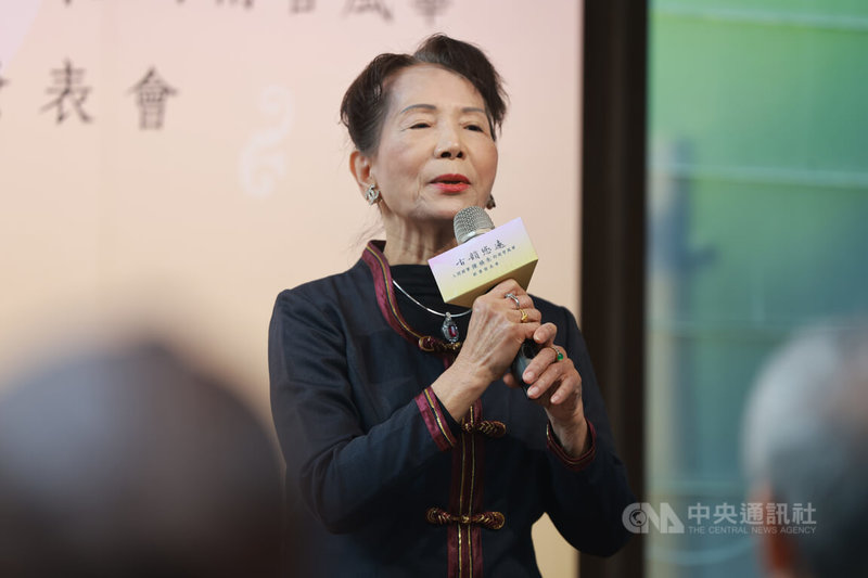 「古韻悠遠－人間國寶陳嬿朱的南管風華」新書發表會8日在台北舉行，南管音樂保存者陳嬿朱（圖）親自出席致詞，感恩書中完整收錄了重要史料。中央社記者趙世勳攝　115年1月8日