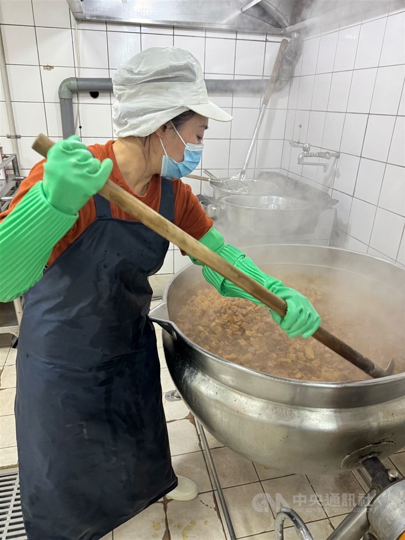 115學年度起基隆市公立國中小營養午餐免費。（中央社檔案照片）