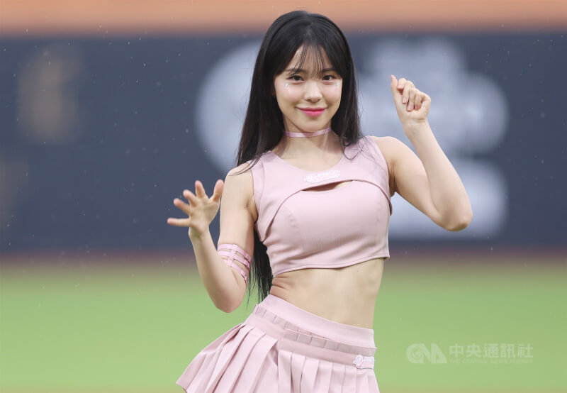 味全龍球團韓籍啦啦隊成員李多慧。（中央社檔案照片）