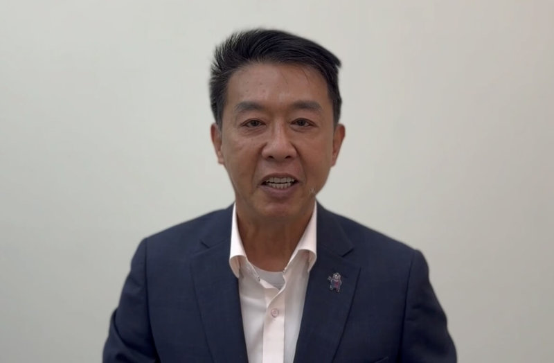 民進黨13日公布2026年高雄市長初選民調結果，立委賴瑞隆勝出；參與初選之一的民進黨立委許智傑（圖）表示，感謝市民朋友這段時間給予的支持和肯定，初選結果出來，他恭喜賴瑞隆，面對未來的挑戰，將會團結一致，守住高雄，一起為高雄的發展努力。（許智傑辦公室提供）中央社記者張已亷傳真　115年1月13日