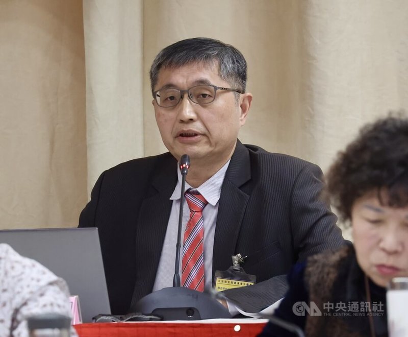 立法院14日舉行全院委員會「對總統提出彈劾案」公聽會,民進黨黨團推薦學者專家陳怡凱發言。中央社記者張皓安攝 115年1月14日