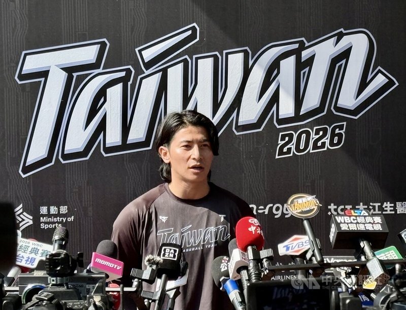 世界棒球經典賽（WBC）台灣隊15日在高雄國家運動訓練中心展開集訓，隊長陳傑憲（圖）接受媒體聯訪。中央社記者董俊志攝 115年1月15日