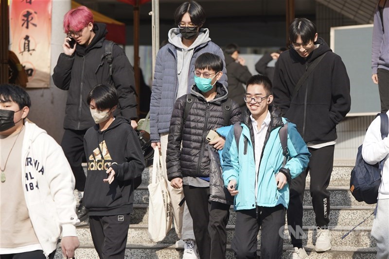 學測首日考數A自然。（中央社檔案照片）