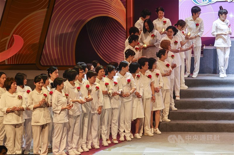 隨政府推動12項政策，護理新進逾4800人 護團表示，掌握Z世代特質是留才關鍵。（中央社檔案照片）