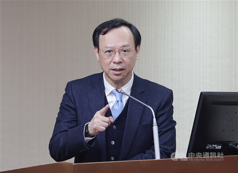 中榮涉密醫行為畫面流出，衛福部長石崇良強調，不排除重啟調查。（中央社檔案照片）