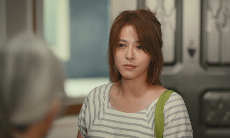 演員蘇晏霈（圖）在戲劇「人生只租不賣」成了雙面女租客，挑戰2種截然不同的形象，一面假裝可憐騙取同情求補助，另一面極盡奢華享受生活。（公視台語台提供）中央社記者洪素津傳真　115年1月17日