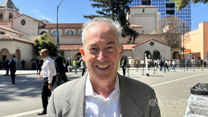 美國商務部長盧特尼克指出，川普總統任內目標要將台灣半導體產能4成轉移至美美國。對此，美國半導體產業專家歐唐納爾受訪表示，即便現在美國方面動能非常強勁，但這個目標難以實現。中央社記者張欣瑜舊金山攝　115年1月17日