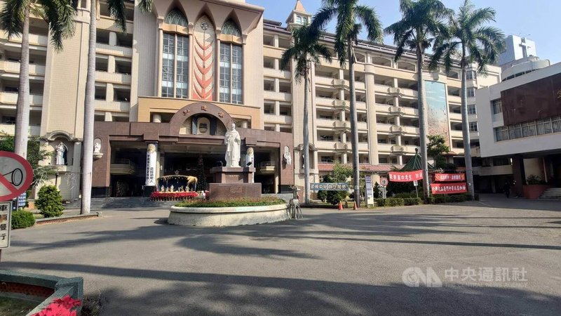 115學年度學科能力測驗於1月17日至19日舉行，學測第3天第1節考數學B，應到人數10萬1718人，4176人缺考，缺考率4.11%。中央社記者蔡孟妤攝　115年1月19日