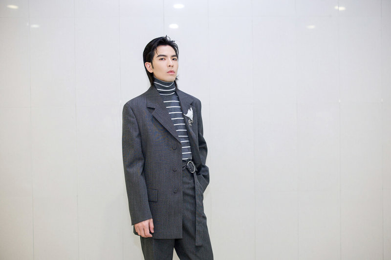 由藝人胡瓜發起的公益演唱會「鑽石舞台之夜」3月21日起連2天在台北流行音樂中心登場，金曲歌王蕭敬騰（圖）應邀擔任22日壓軸嘉賓，他並將捐出演出酬勞，希望之後能讓更多人一起參與。（喜鵲娛樂提供）中央社記者王心妤傳真　115年1月20日