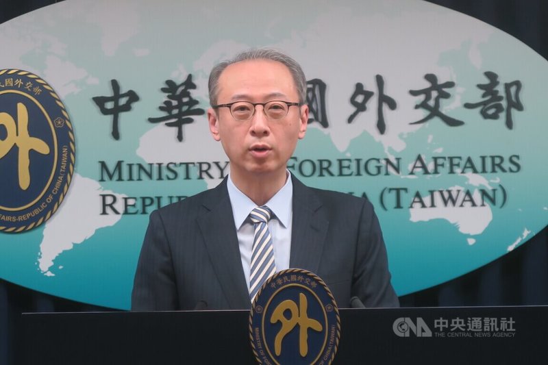 外交部拉丁美洲及加勒比海司副司長盧朝睿20日於外交部例行記者會進行業務簡報。中央社記者吳書緯攝 115年1月20日