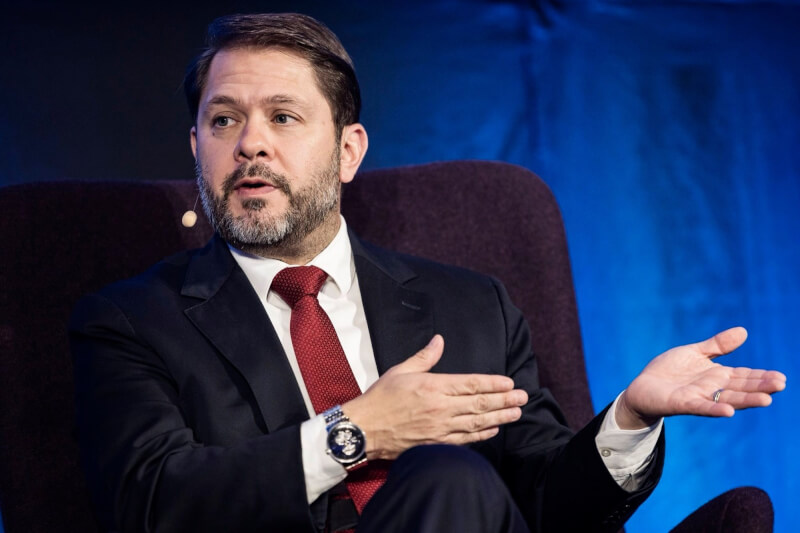 美國聯邦參議員加勒戈。（圖取自facebook.com/SenRubenGallego）