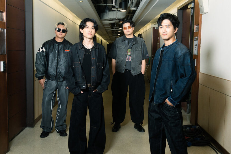 冰球樂團5月2日將在台北流行音樂中心舉辦「我很抱歉」演唱會，門票火速售罄，主辦單位24日宣布，5月3日將加場演出。（何樂音樂提供）中央社記者王心妤傳真　115年1月24日