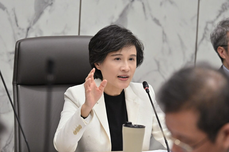 行政院24日指出，行政院副院長鄭麗君23日主持「研商『無人載具產業發展及管理機制』115年第1次專案會議」時說明，台灣無人機產業，已成民主陣營中具高度信賴性的關鍵供應鏈夥伴。（行政院提供） 中央社記者賴于榛傳真　115年1月24日