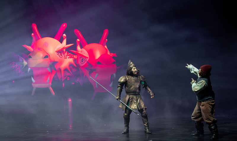 紙風車劇團24日舉辦「紙風車368兒童藝術工程20週年特別演出」，紙風車文教基金會執行長張敏宜指出，20週特別演出是一項成年禮，也是新的開始。圖為特別演出劇情。（總統府提供）中央社記者溫貴香傳真　115年1月24日