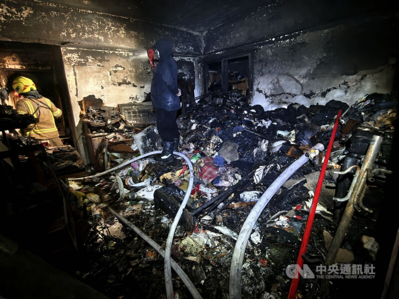 基隆市安樂區樂利三街「台北生活家」社區一處民宅，21日深夜發生火警，造成2死4傷。（翻攝照片）中央社記者王鴻國傳真　115年1月22日