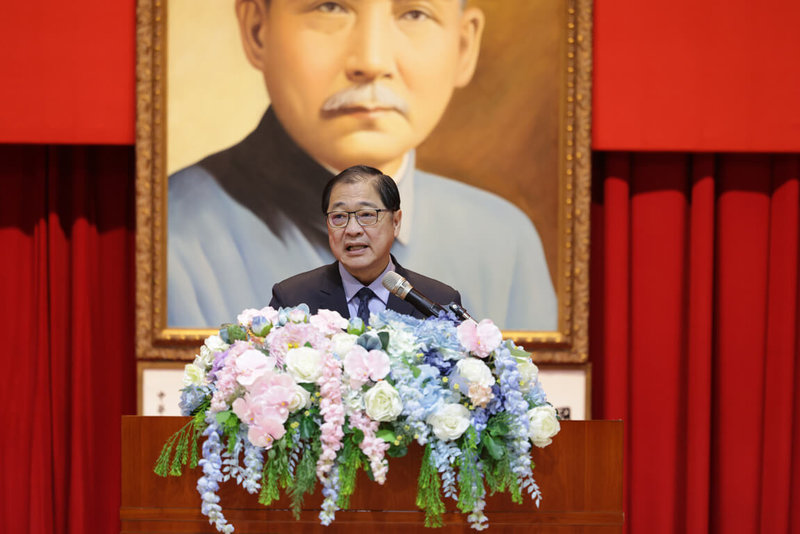 法務部27日舉行新任政風高階主管聯合宣誓典禮，部長鄭銘謙（圖）致詞時提出4點期許，首先是以身作則、正言正己，依法依程序專業執行職務，內化廉政核心價值。（廉政署提供）中央社記者劉世怡傳真　115年1月27日