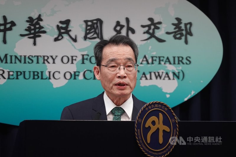 外交部27日舉行例行記者會，由領務局長鄭正勇進行業務簡報，分享旅安資訊。中央社記者楊堯茹攝 115年1月27日