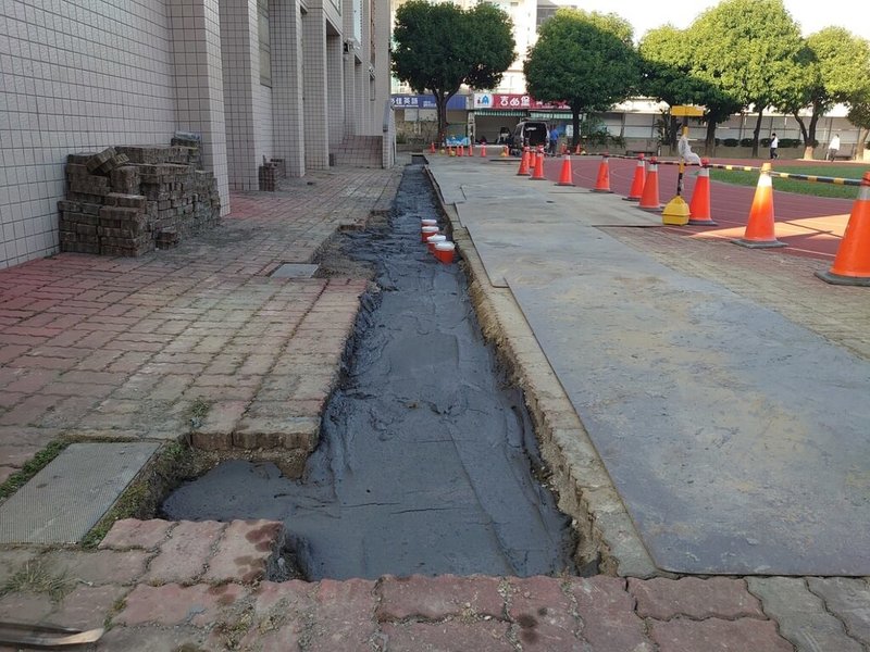 台南市政府推動學校污水匯流改善計畫，預計民國114年至115年投入約新台幣2億3000萬元經費，完成31所學校污水下水道接管工程，改善校園周邊環境衛生。（台南市政府提供）中央社記者張榮祥台南傳真　115年1月28日