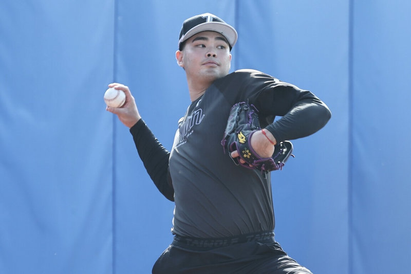 世界棒球經典賽(WBC)台灣隊持續在國訓中心集訓,旅美匹茲堡海盜隊投手陳柏毓(圖)28日報到、加入集訓。(中華職棒提供)中央社記者謝靜雯傳真 115年1月28日