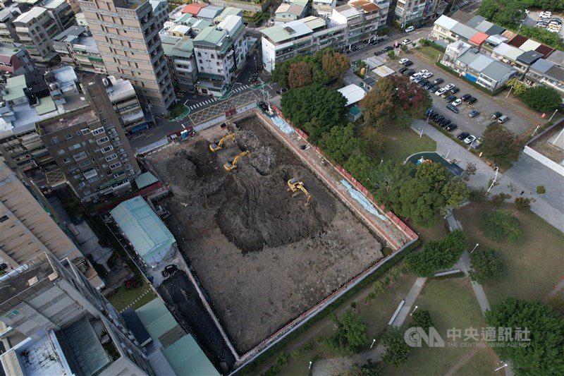 圖為位於台北市北投區的中華經濟研究院興建院舍大樓工程。（中央社檔案照片）
