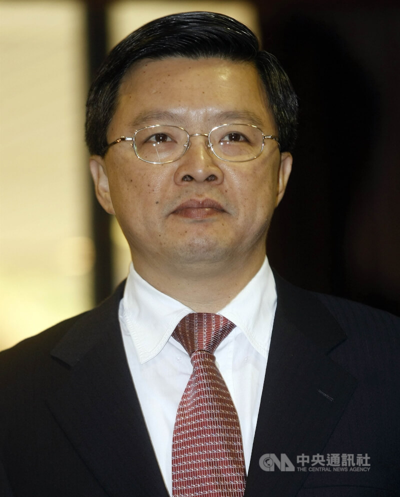 前台鹽綠能董事長陳啓昱涉及台鹽綠能公司光電弊案，台南地方法院26日裁定1200萬元交保。（中央社檔案照片）