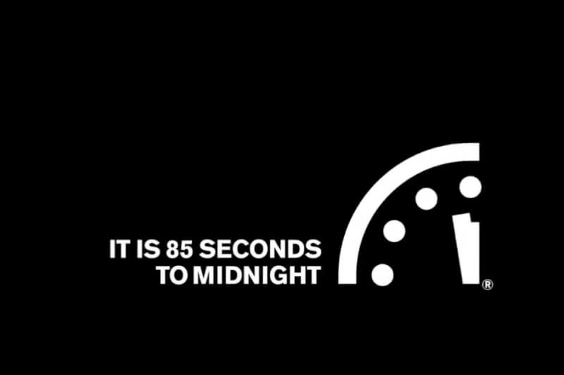 原子科學家將末日鐘調到距午夜剩85秒,是史上最接近午夜的時刻。(圖取自網頁thebulletin.org)