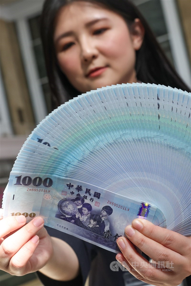 金管會說明，自2024年6月至2025年11月，金融業資產管理規模已增加新台幣4.95兆元，跟原設定4兆元相比，2年目標達成率為123.8%。（中央社檔案照片）