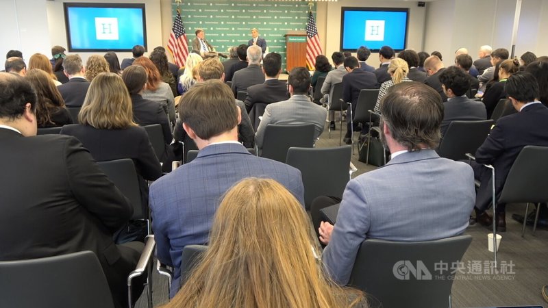美國國務院經濟事務次卿海柏格29日出席華府智庫哈德遜研究所座談,說明戰略聯盟「矽和平」,現場逾百人出席。中央社記者鍾佑貞華盛頓攝 115年1月30日